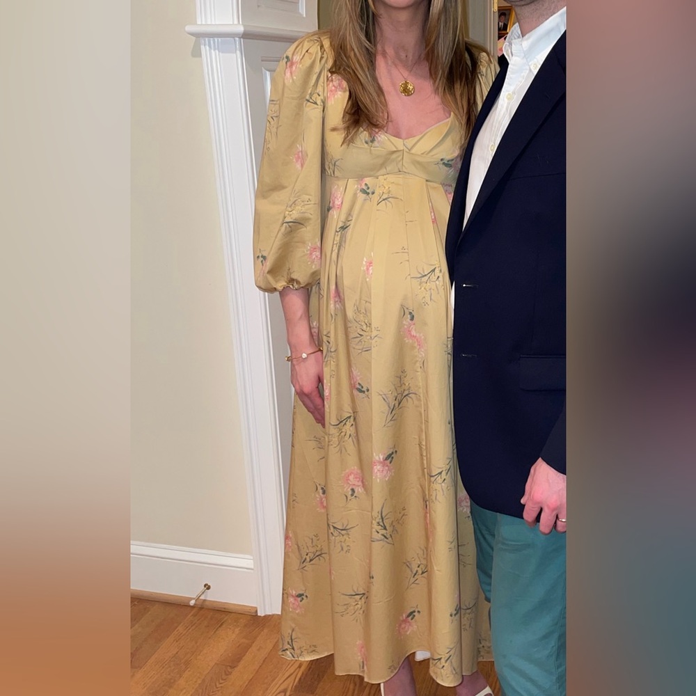 Elegant Yellow Floral Dress - Picture 2 of 2
